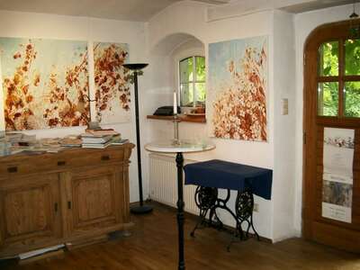 Atelierrundgang Ausstellungsraum "Altes Wohnzimmer"